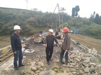 深入施工現(xiàn)場(chǎng)檢查 筑牢水利工程建設(shè)質(zhì)量的生命線